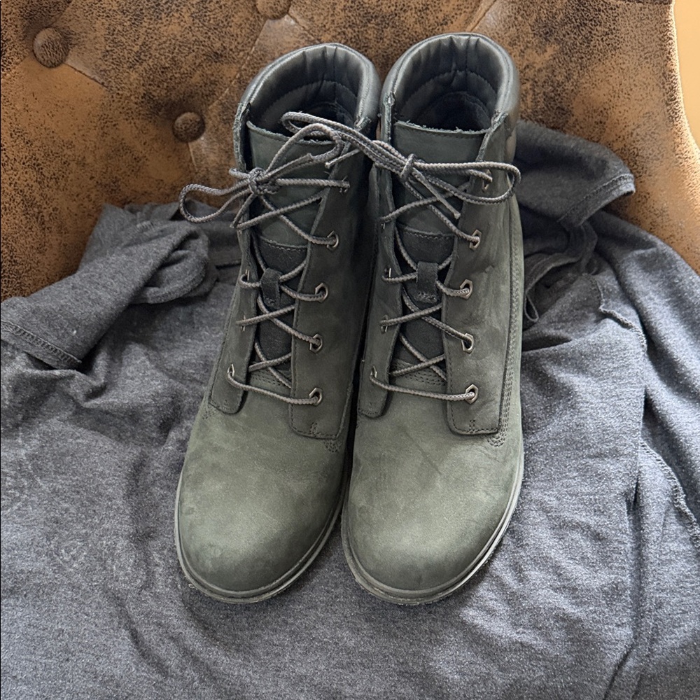 Women’s Timberland Lace-up Ankle Boots 8.5M